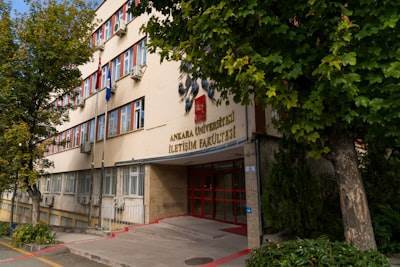 Socio oficial de servicios n8n con 15 años de experiencia