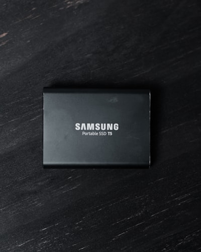Obtén una pantalla Samsung 4K Smart UHD de 43 pulgadas por $299.99 - con $200 de descuento, el M7 M70F está a su precio más bajo jamás visto