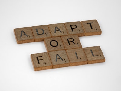 ¿Qué sucede en caso de una falla en el sistema durante el desarrollo iterativo con IA?