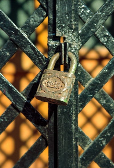 Resolviendo contenido bloqueado en aplicaciones heredadas con Node.js