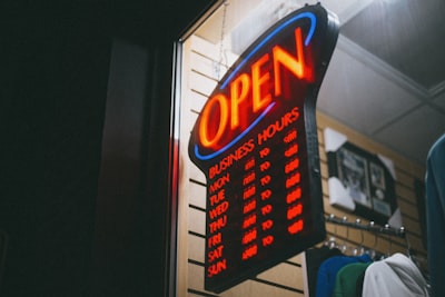 Consideraciones al elegir un socio de gestión de proveedores de automatización
