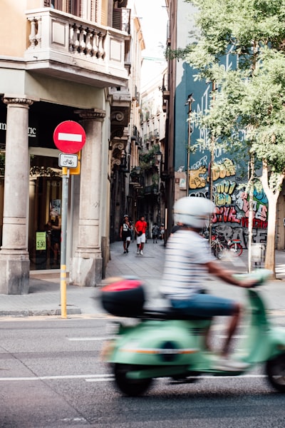 Automatización de la entrega de facturas a clientes en Barcelona