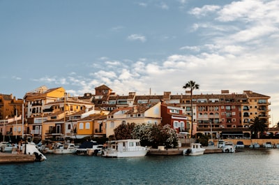 Top 10 empresas para contratar talento de IA en Valencia