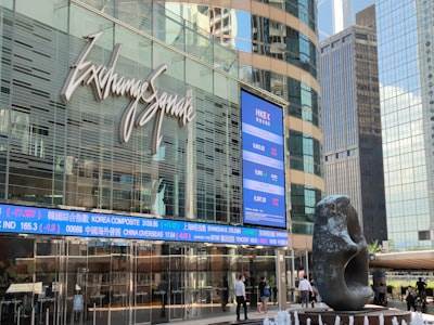 Rightmove enfrenta caída en acciones por inversión en AI
