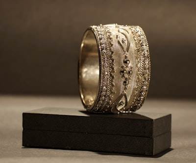 10 Anillos de Plata atemporales de Jimmy Jewelry