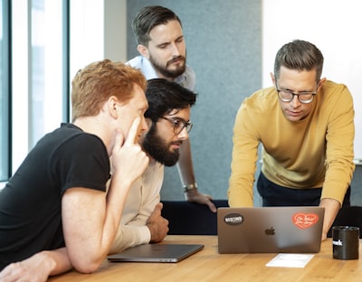 El impacto de la IA conversacional en la colaboración en equipo