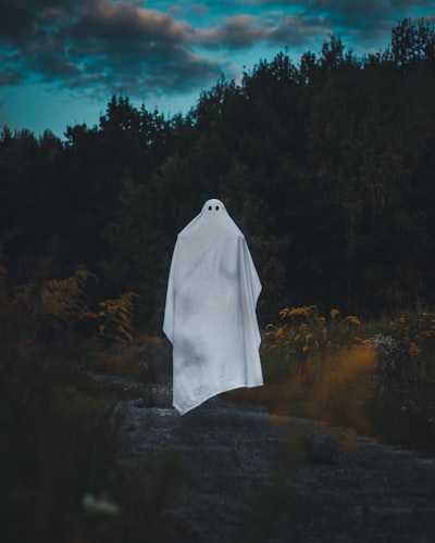 El misterioso espectro en la lista de canciones
