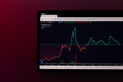 Una red neuronal para el trading algorítmico de acciones.