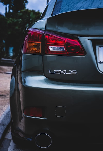 5 razones para considerar este Lexus como una berlina deportiva destacada.