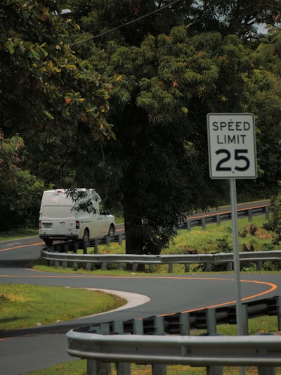 ¿IA de rutas: alojamiento local o en la nube?
