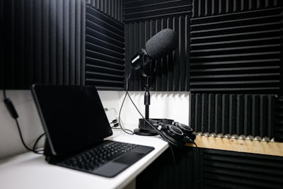 Mejora de audio con reducción de ruido impulsada por IA