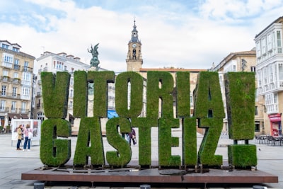 Los mejores expertos en redacción AI para anuncios en Vitoria