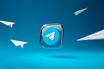 Integración de la API de Telegram para sostenibilidad y eficiencia