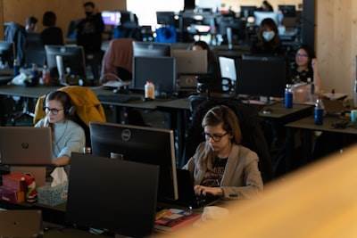 Cómo la falsa estrategia tecnológica ralentiza el progreso real