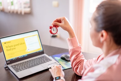 Transforma tu intranet con IA y gestión de turnos en 2026