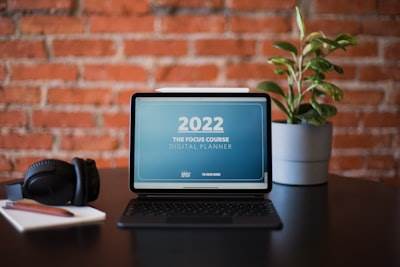 Guía para administrar redes neuronales en Local LLM Ops 2025