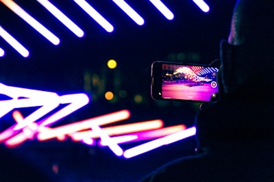 Ventajas de los videos explicativos de IA para un negocio.