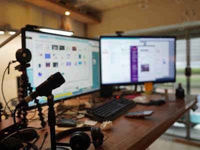 Construcción de un Sistema de Automatización de YouTube con Claude AI: De Noticias a Cortos en Minutos