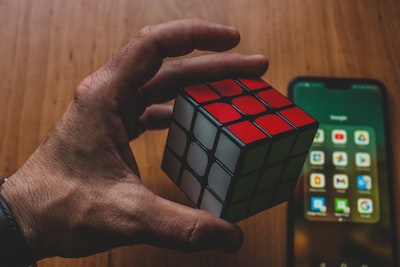 Problemas Empresariales que Requieren IA Agente