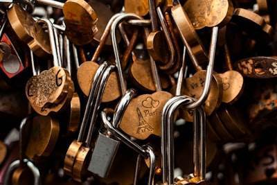 El Plan de Cumplimiento de KuCoin: Estableciendo la Norma para el Cumplimiento en Criptomonedas