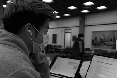 10 mejores cursos de ingeniería de IA para desarrolladores.