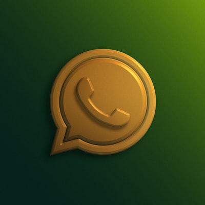 Automatización de respuestas de WhatsApp en Sevilla