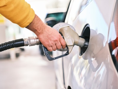 6 cambios sencillos que reducirán tus costos de auto