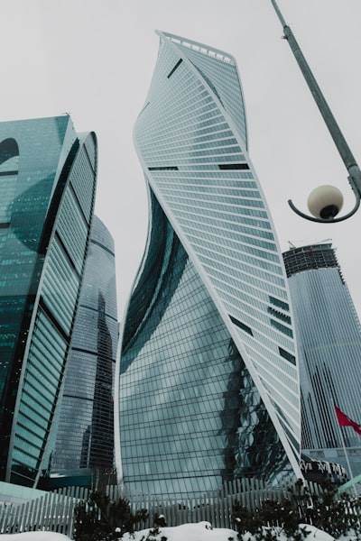 Como Rusia y China estan Forzando al Eje del Mal Moderno Technologicamente