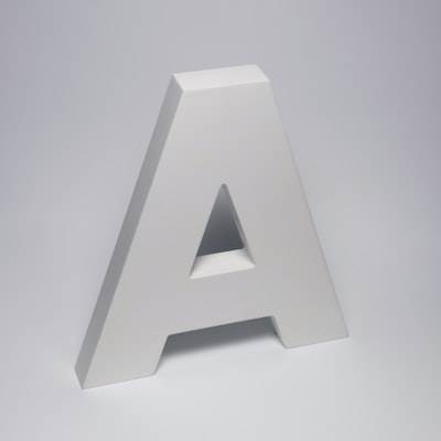 Estabilización de fase de aleación dinámica a través del control adaptativo de parámetros del proceso