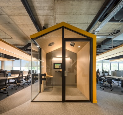 Integración de arquitectura SaaS multiinquilino en la hoja de ruta de innovación.