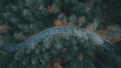 Un resolvedor de alias de rutas eficiente para Node.js