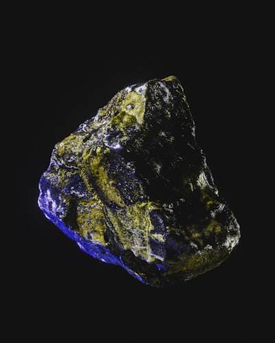 Análisis isotópico automatizado para clasificar origen de meteoritos