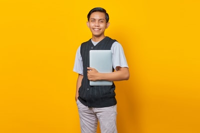 Beneficios de elegir un colaborador oficial para automatizar la integración de estudiantes.