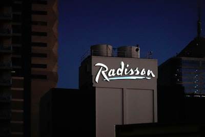 RavenDB lanza creador de agentes de IA nativos de base de datos