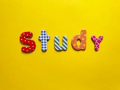 StudyMate AI: Tu asistente de estudio personal de IA para un aprendizaje más inteligente