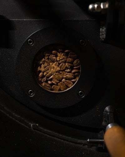 Optimización de la velocidad de enfriamiento para refinar granos en acero de aleación