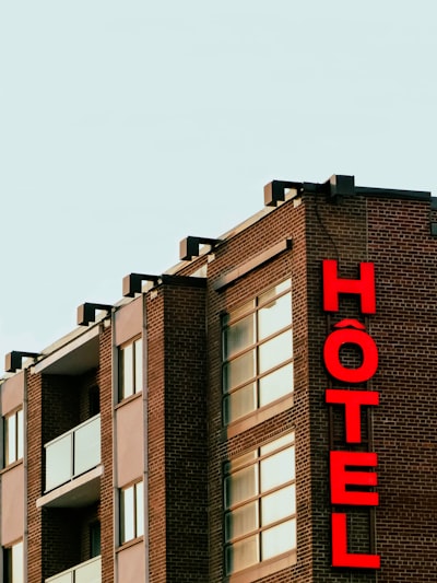 Análisis de sentimiento en reseñas hoteleras con IA