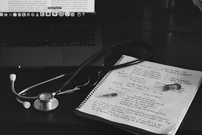 ¿Evoluciona la automatización de flujos de trabajo médico con el crecimiento de la empresa?