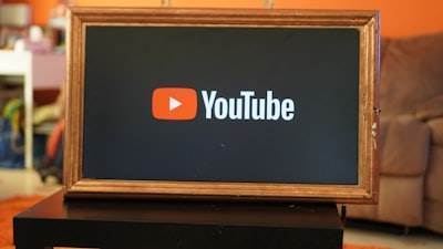 Construyendo un asistente de escritorio inteligente que escriba guiones para videos de YouTube dignos de ver