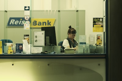 Implementaciones tempranas de IA Agentic en Banca