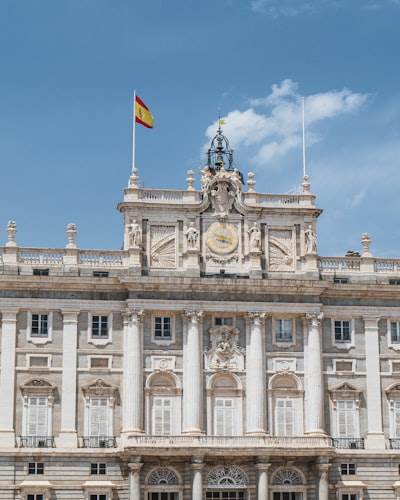 La mejor forma de encontrar servicios de aplicaciones en España