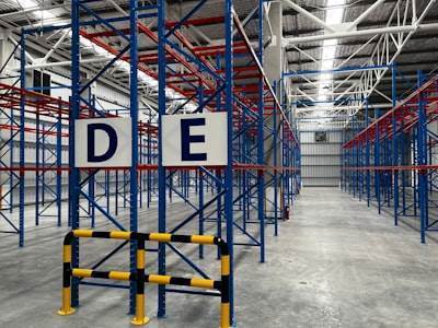 Optimizando el almacén con un sistema RFID

(Opcional, pero se recomienda incluirlo): Por medio del uso de tecnología RFID, podemos optimizar las operaciones en el almacén, aumentar la eficiencia y di