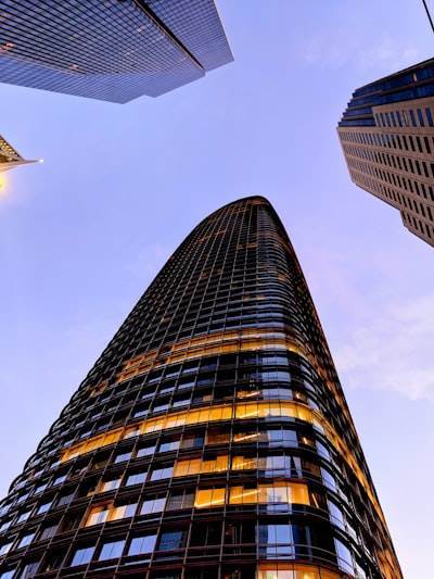 Salesforce: Crecimiento Impulsado por IA y Perspectivas de Ingresos Brllantes