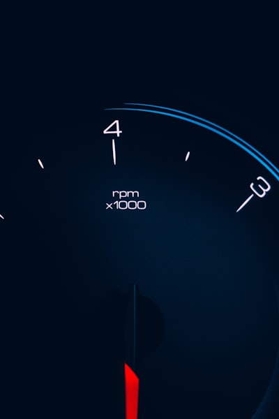 C++ y JavaScript: el dúo que rompe límites de velocidad en 2026