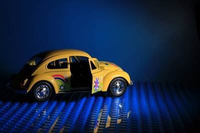 Beneficios de automatizar SharePoint con n8n en la industria automotriz