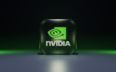 Nvidia no me envió su mejor GPU - RTX Pro 6000 reluces tecnológicos