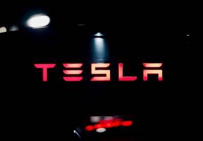 Elon Musk restringe a la Comisión Europea tras multa de 120 millones de euros