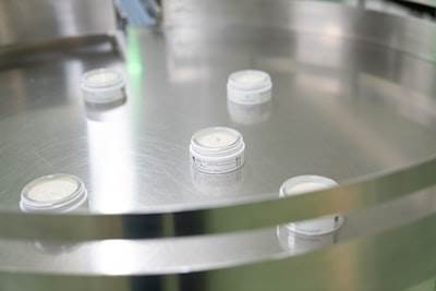 Automated Analysis and Characterization of Pharmaceutical Container Leak Detection