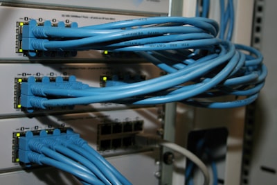 Beneficios de la intranet inteligente en fábricas distribuidas