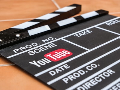 Cómo la inteligencia artificial utiliza los datos en la producción de videos de marketing